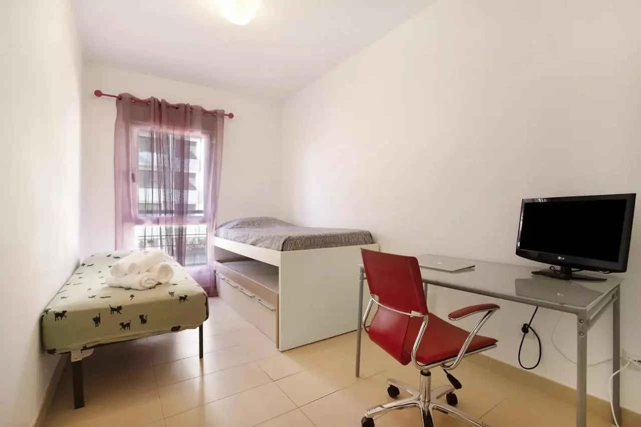 Malaga Campus Apartment Parking Included
