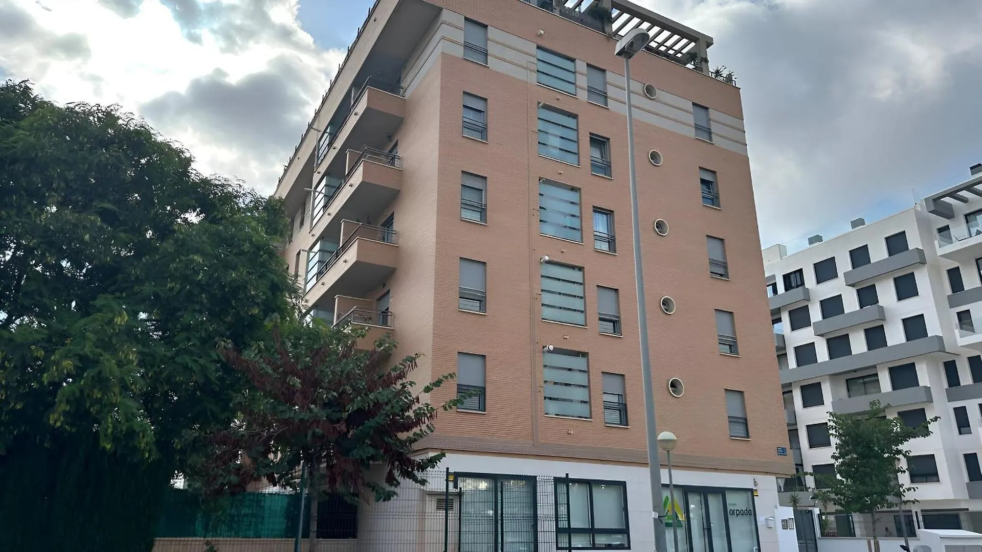 Malaga Campus Apartment Parking Included